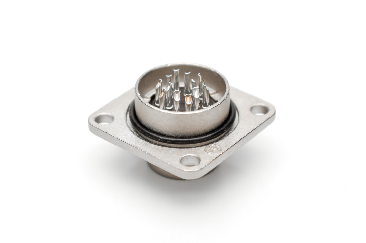 C091 31S012 100 2 Flange mount male metal Connectors with O-ring seal and ring nut (hex nut available upon request). Complete EMI shielding in the fully mated and locked position (EMI security). Contacts included.