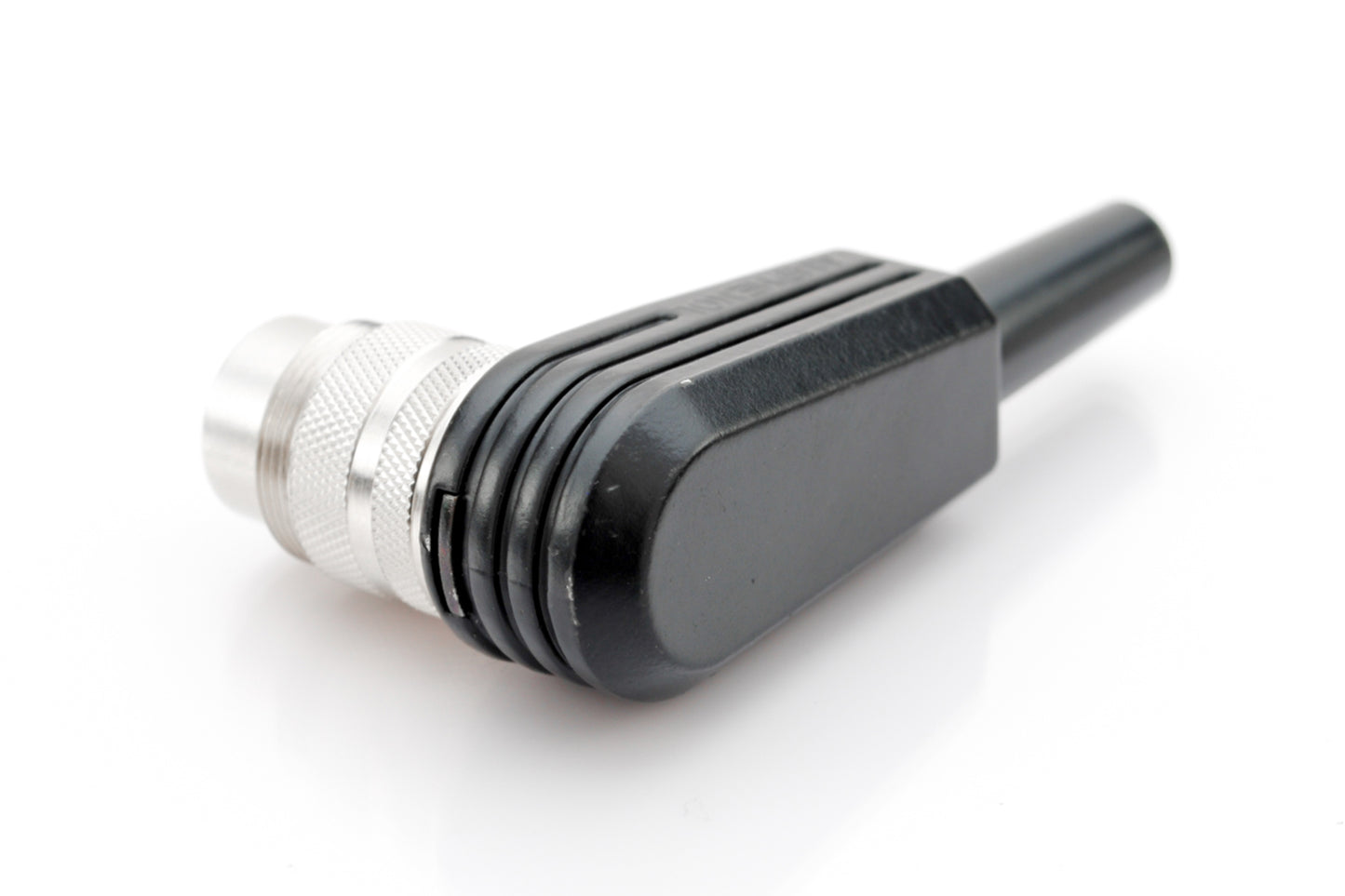 T 3475 005 Male Connectors with internal strain relief and metal locking ring. Screw locking according to IEC 61076-2-106. Contacts included.