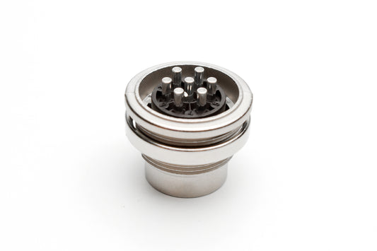 C091 31C007 100 2 Rear mounting male metal Connectors with O-ring seal and ring nut mount (hex nut available upon request). Complete EMI shielding in the fully mated and locked position (EMI security). Contacts included.